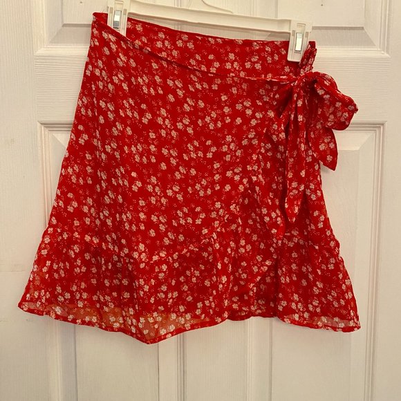 Abercrombie Floral Skirt (S) - Picture 3 of 4
